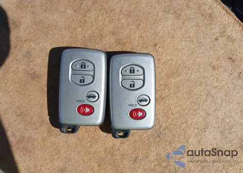 2008 Toyota Camry Hybrid z USA, uszkodzony, nr VIN 4T1BB46K78U054236